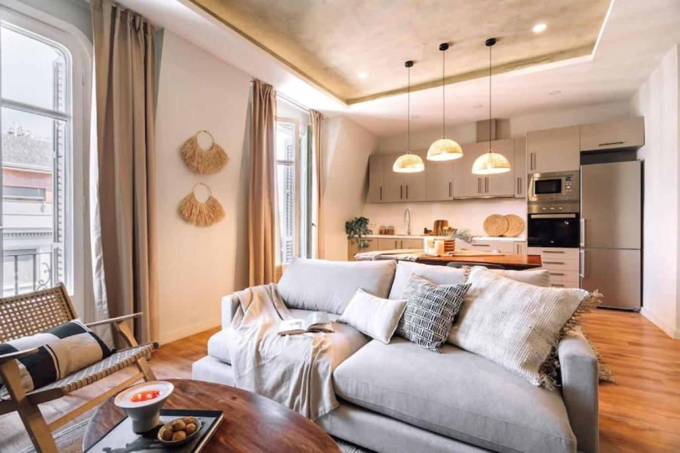 Salonga - 1 Bedroom And Balcony In Eixample Esquerra Βαρκελώνη Εξωτερικό φωτογραφία